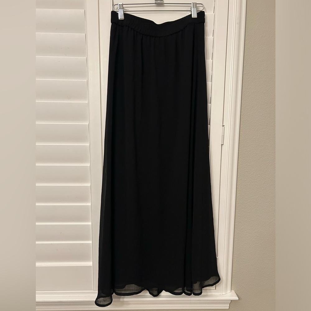 Black Old Navy Maxi Skirt